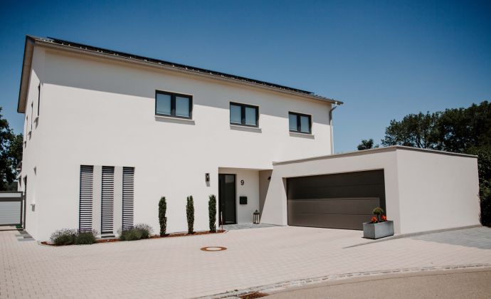 Modernes Wohnhaus in idyllischer Lage