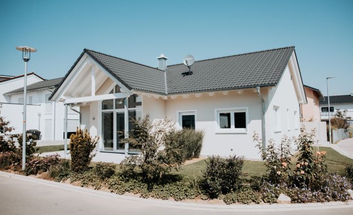 Großzügiger Bungalow mit besonderer Hausform