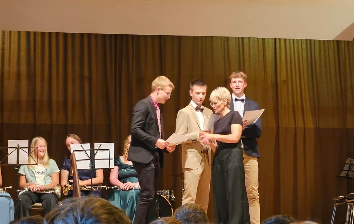 Instagram News: 👏
Es ist geschafft!!
Schülerinnen und Schüler de…